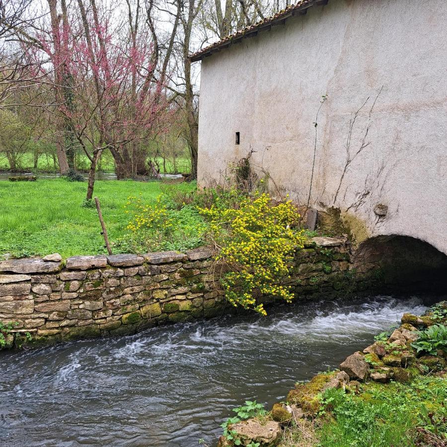 Maison De Preuille Payre Buitenkant foto